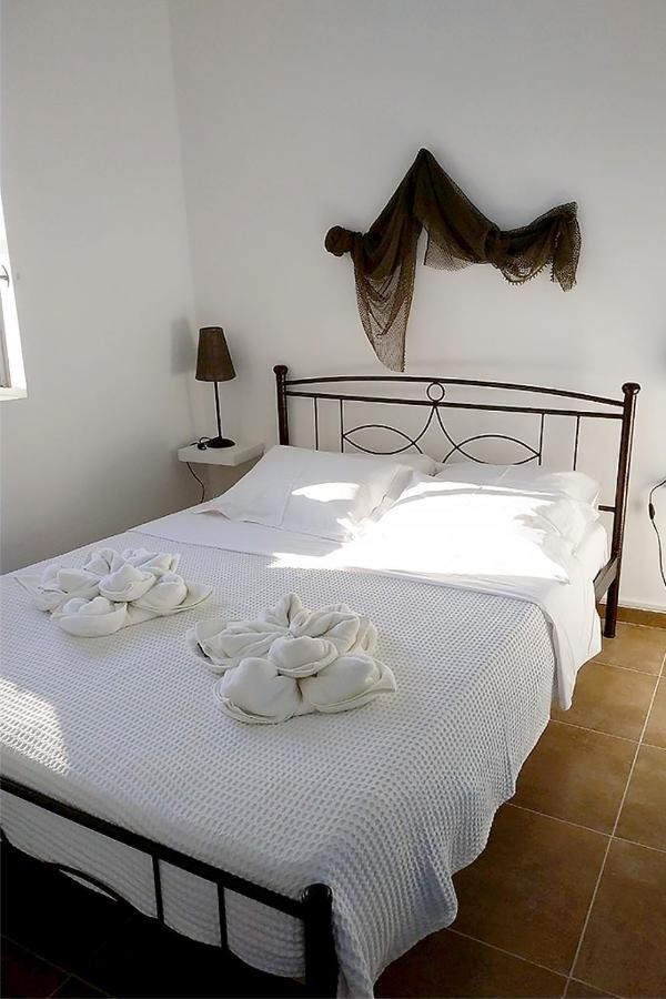 Ariadne,Traditional Apartment In Centre Of Poros Poros Town Exterior photo